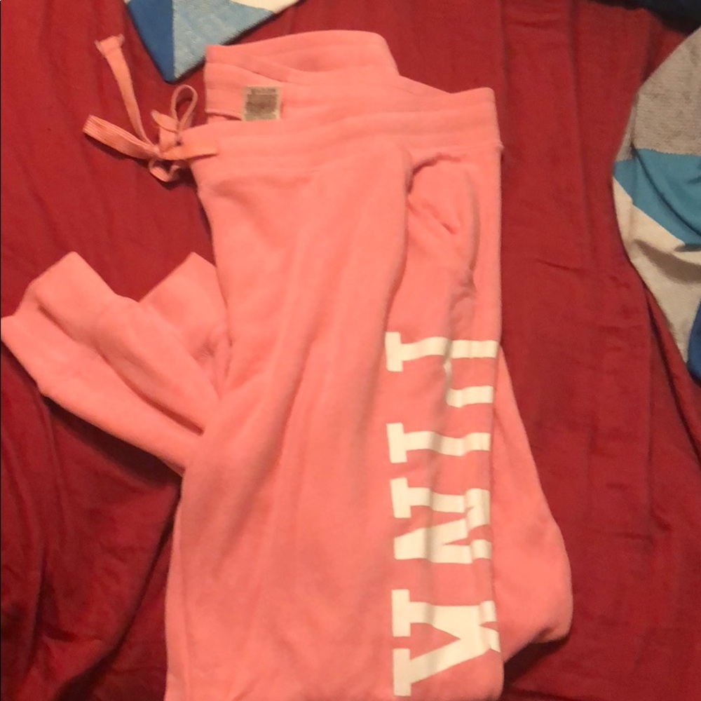 Vs pink sweatpants